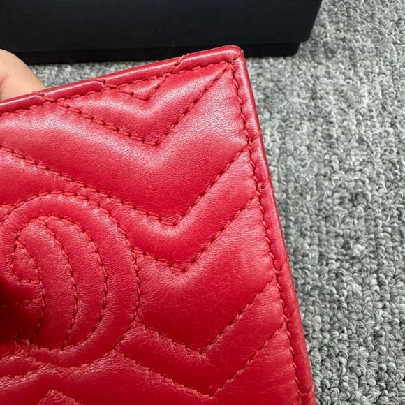 100% Authentic Gucci Leather Wallet 143-120524 - Picture 5 of 13